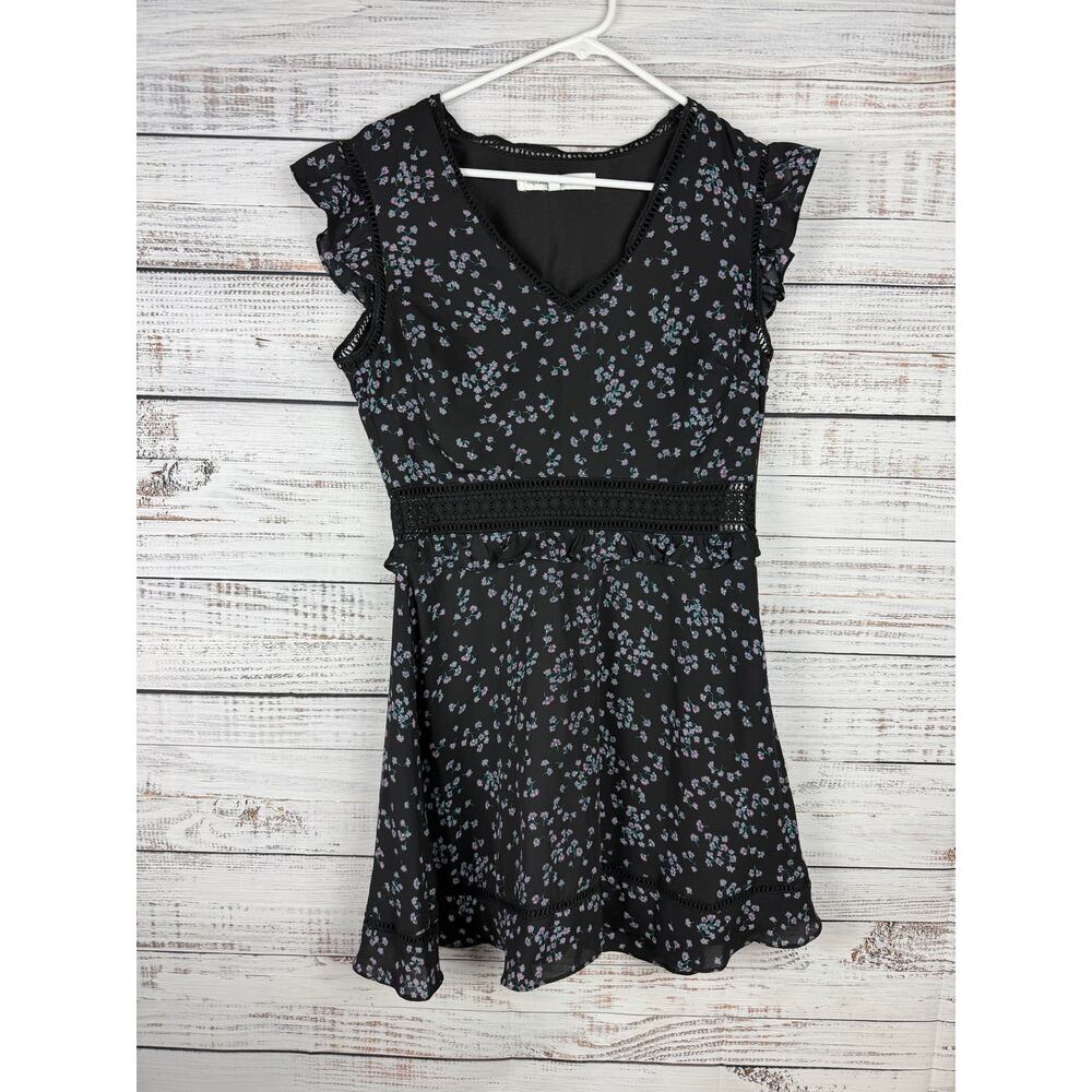 Cupcakes & Cashmere Elm Ditzy Floral Vneck Ruffle Dress Y2K Formal Black 6 Dance